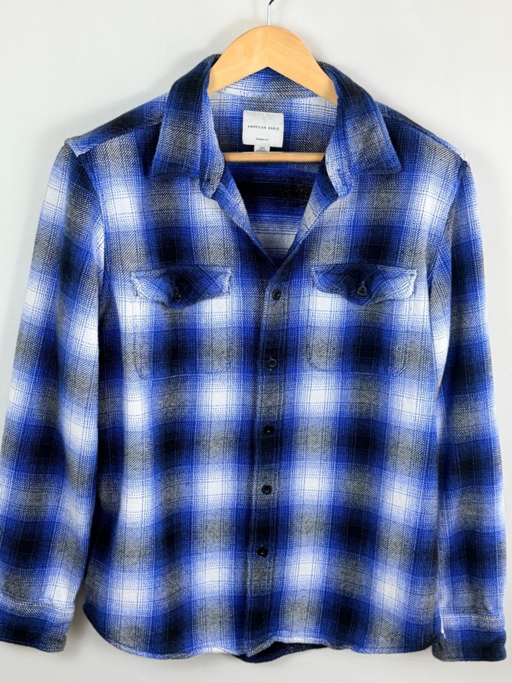 American Eagle Mens Heavyweight Plaid Flannel Shirt Blue White Button Up Large